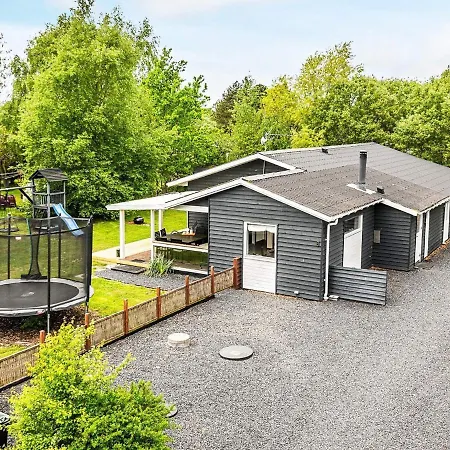 8 Person In Rodby-by Traum Vakantiehuis *