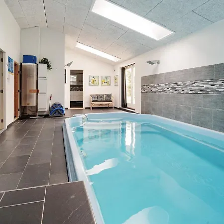 8 Person In Rodby-by Traum Vakantiehuis