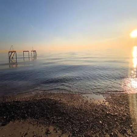 8 Person In Rodby-by Traum Vakantiehuis Rødby